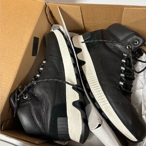 Sorel waterproof boots MAC HILL" MID
